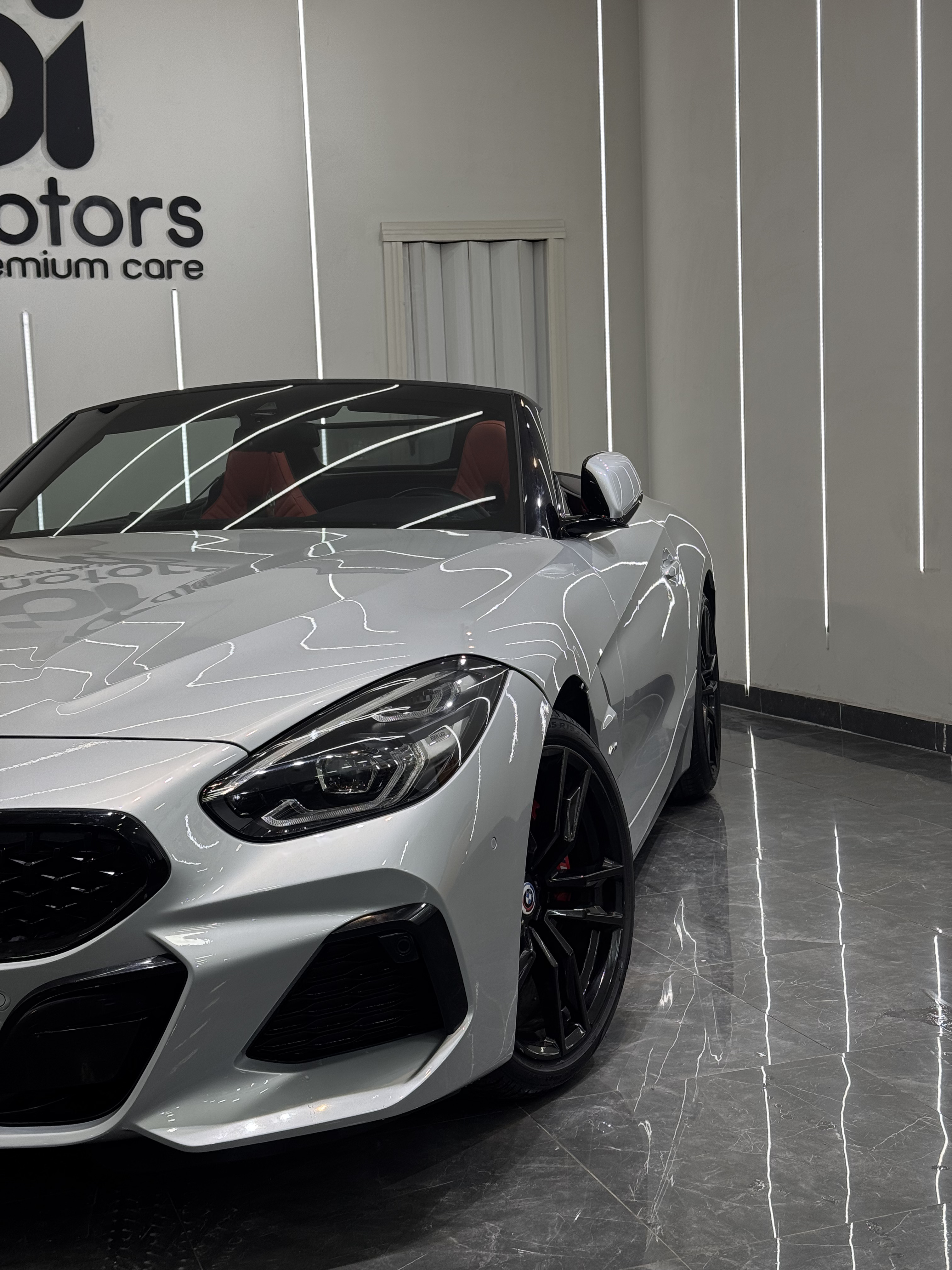 BMW Z4 — Ön Detay